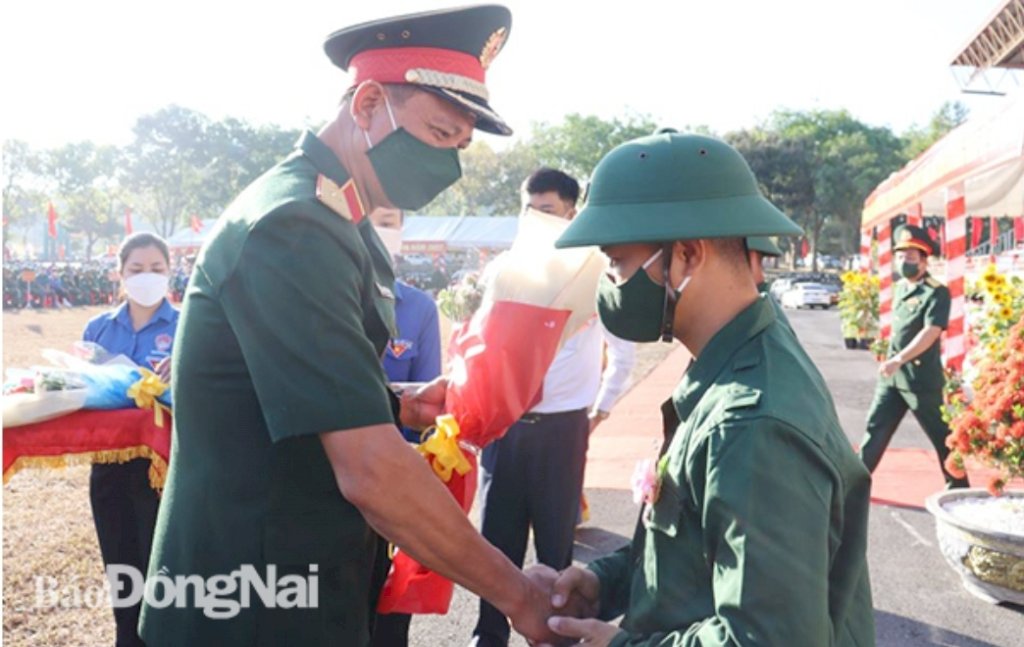 Hơn 2,8 ngàn thanh niên tỉnh Đồng Nai hăng hái lên đường nhập ngũ
